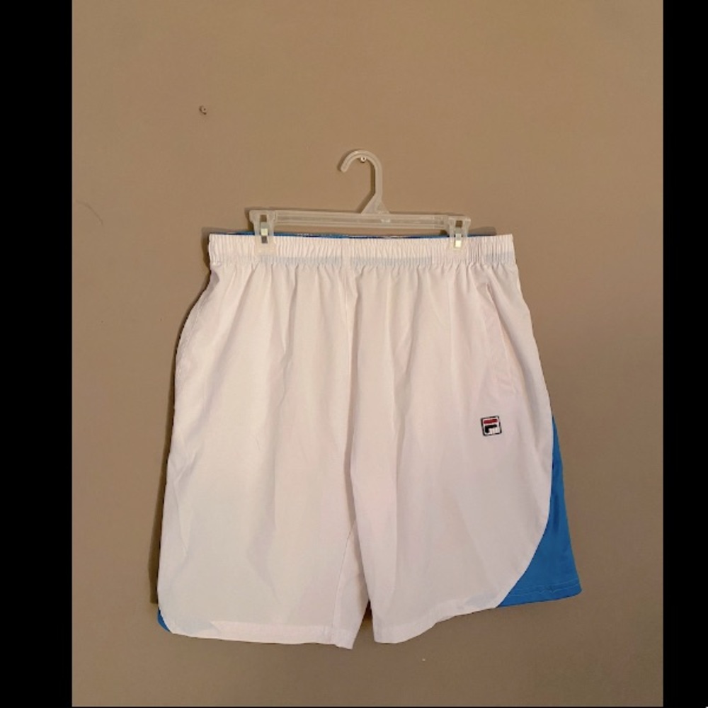 Large Men’s Fila Shorts (Blue and White) with two pockets